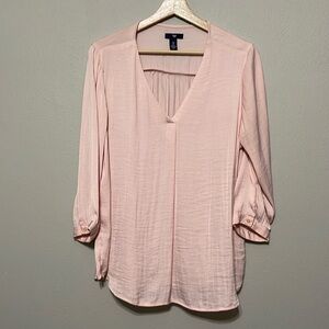 GAP V-neck Blouse in Blush Pink, Large
